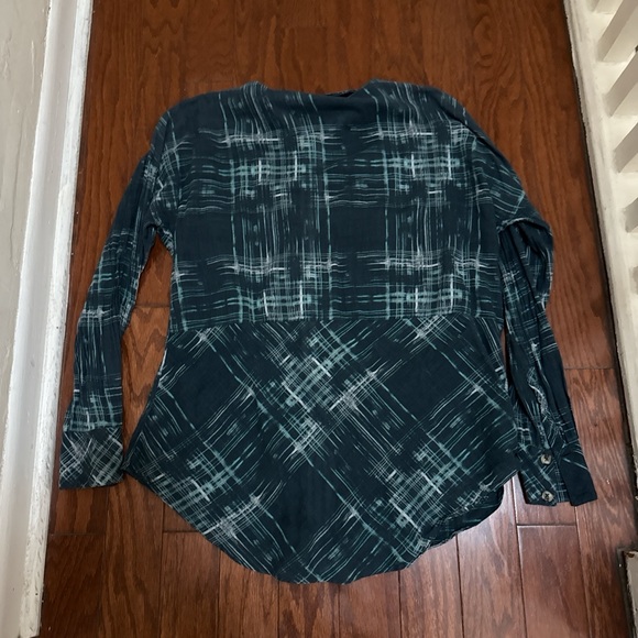 Free People Plaid Button-Down Shirt - Teal and Charcoal Size M - Picture 4 of 4